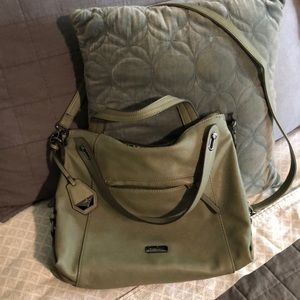 Jessica Simpson Shoulder/Crossbody bag
